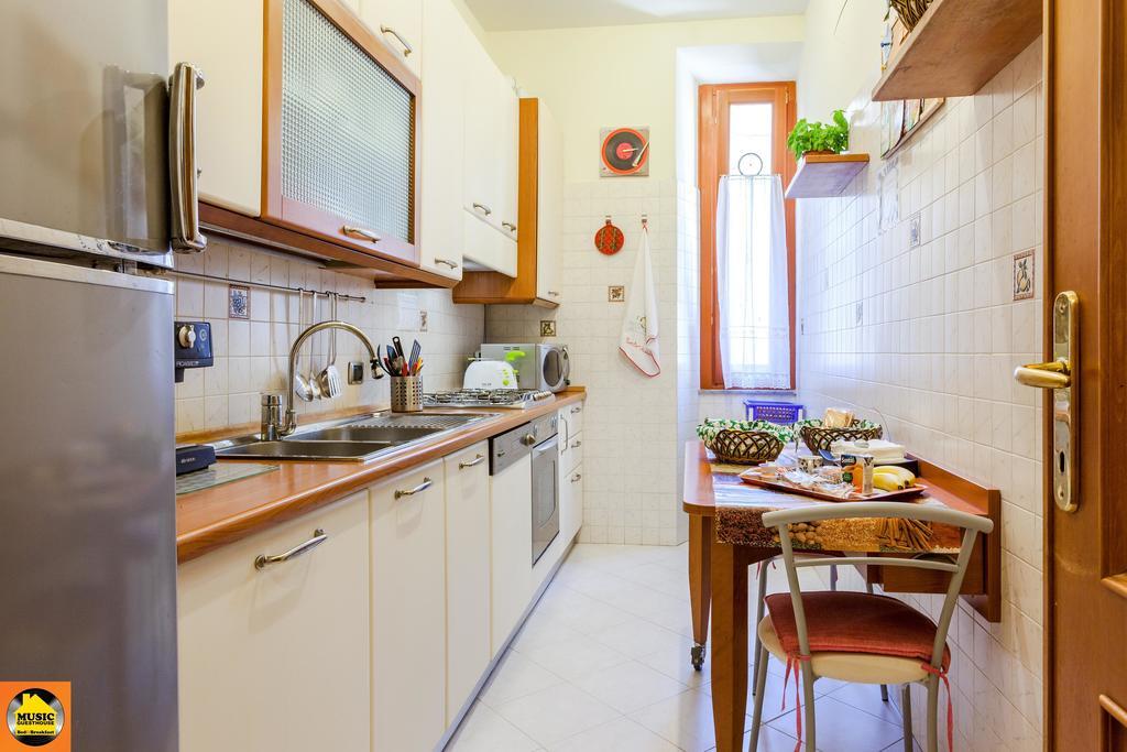 רומא Music Guesthouse חדר תמונה