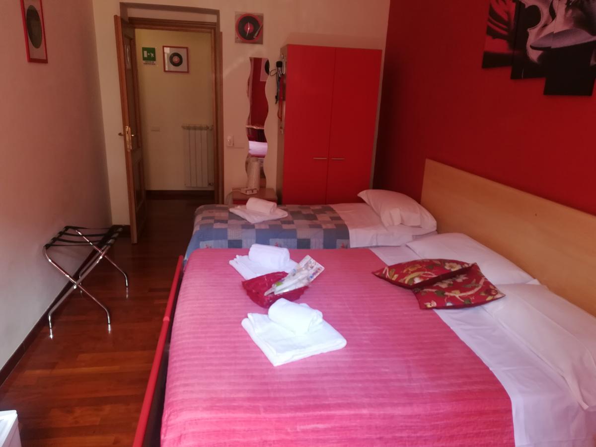 רומא Music Guesthouse מראה חיצוני תמונה